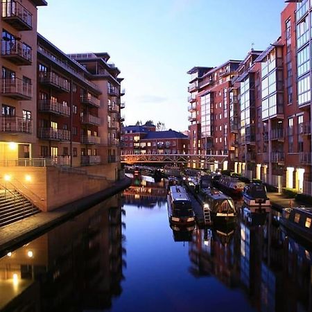 Entire Flat, 2 Bedroom & 2 Bathrooms In Birmingham Exterior foto